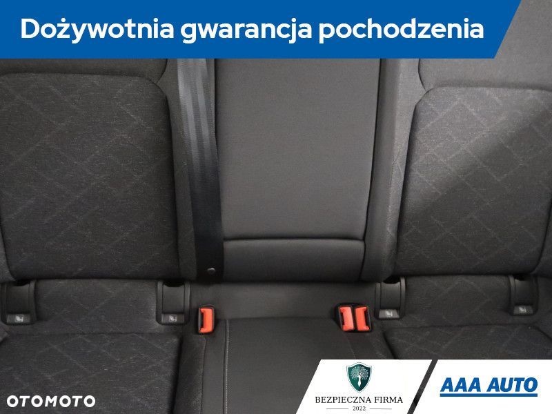 Volkswagen Golf - 12