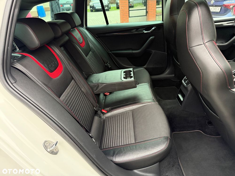 Skoda Octavia 2.0 TSI (Green tec) RS - 29