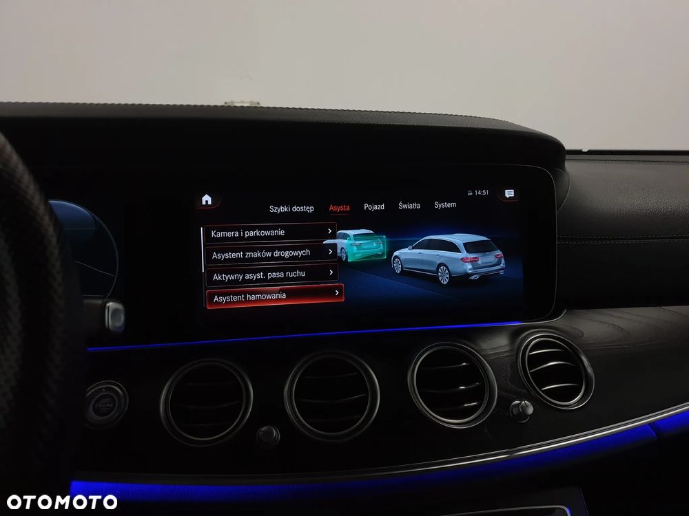 Mercedes-Benz Klasa E 300 de 4Matic 9G-TRONIC AMG Line - 24