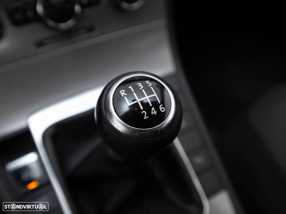 VW Passat Variant - 19