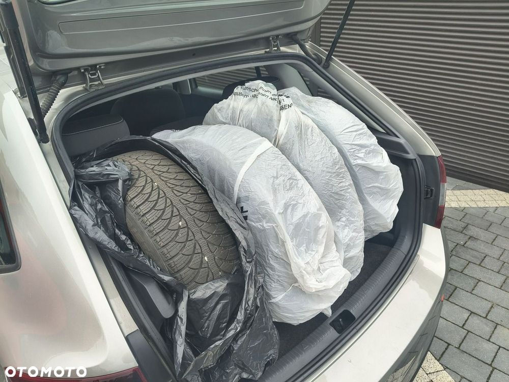 Skoda RAPID - 29