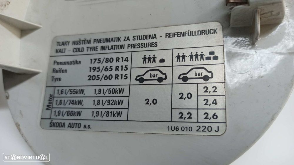 TAMPA DE COMBUSTÍVEL SKODA OCTAVIA BERLINA (1U2) 1.9 TDI GLX - 2