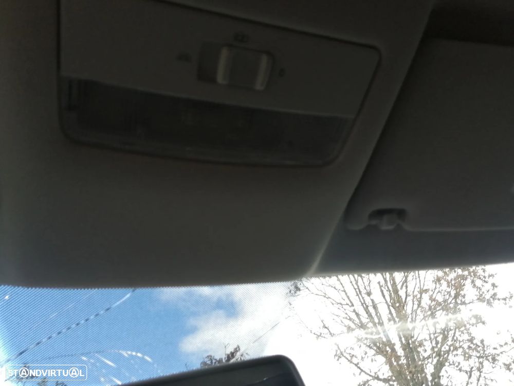 VW Polo 1.0 (Blue Motion ) Trendline - 6