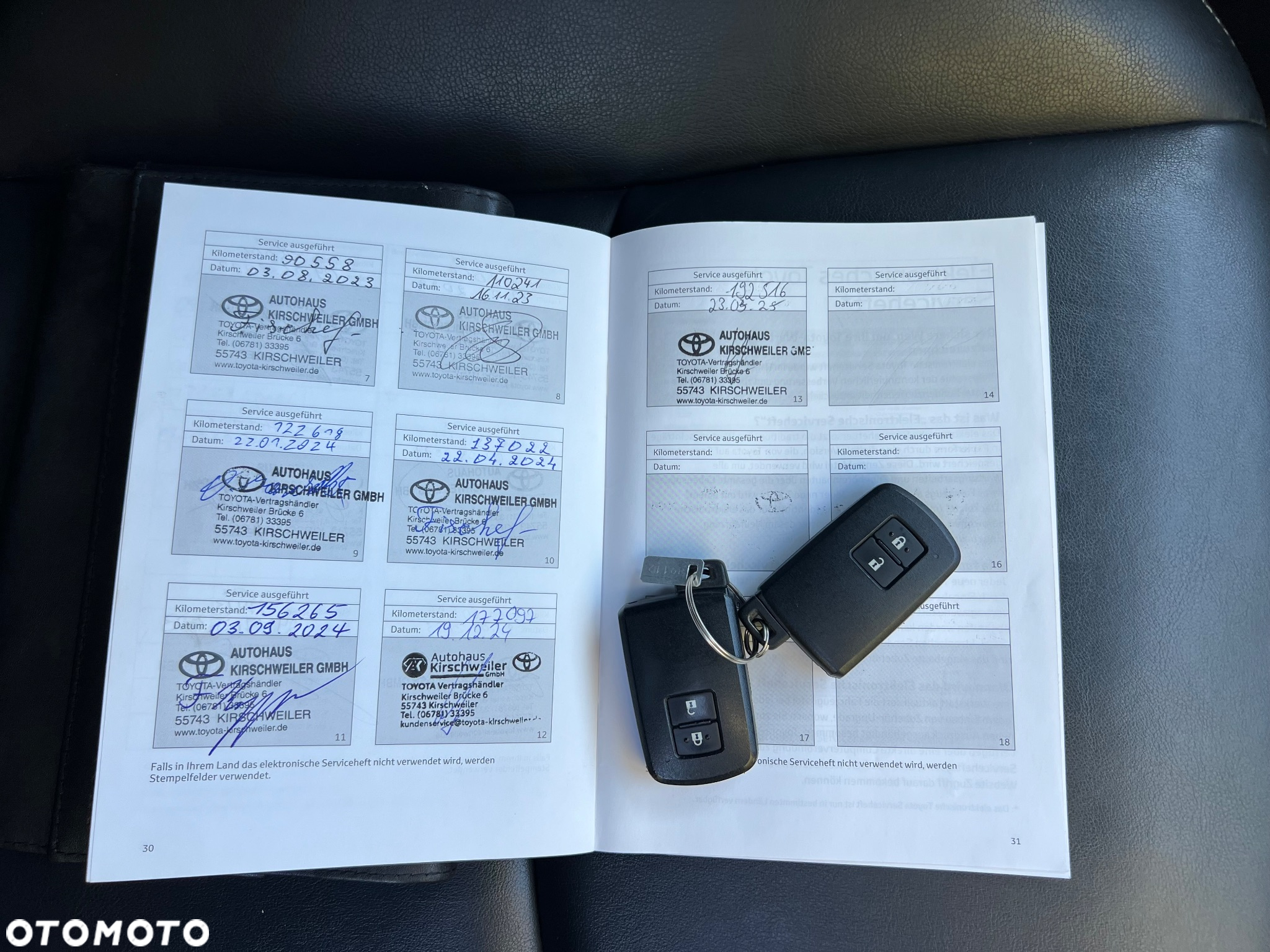 Toyota Prius+ (Hybrid) Comfort - 38