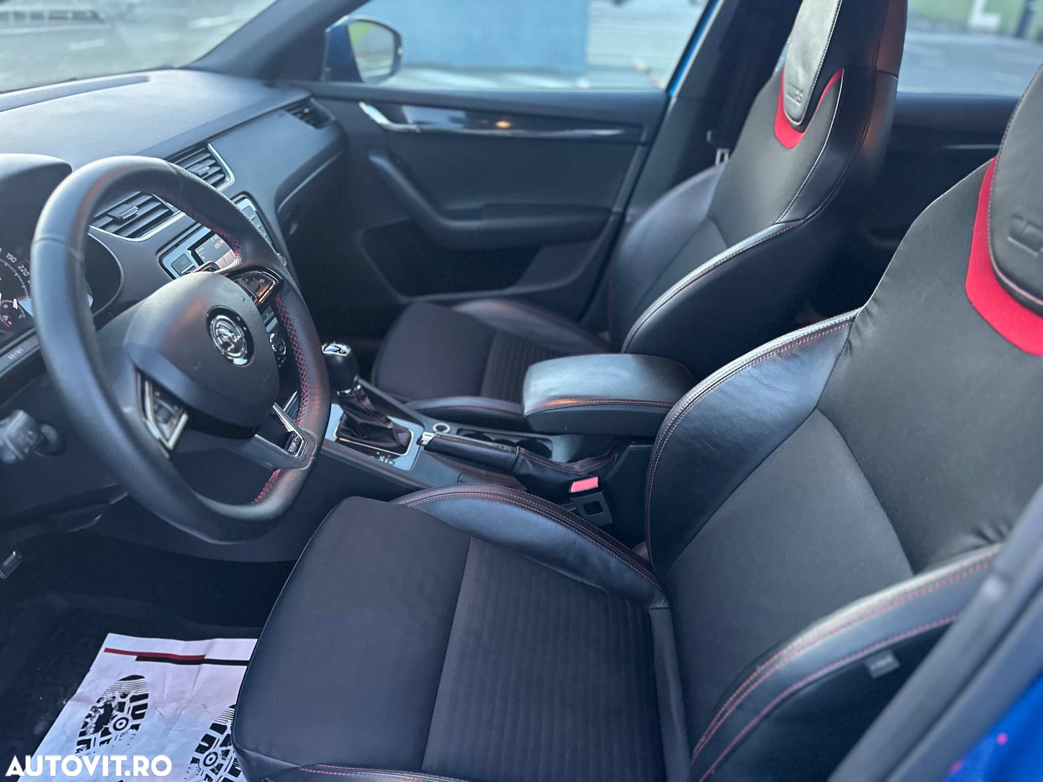 Skoda Octavia 2.0 TDI RS DSG - 19