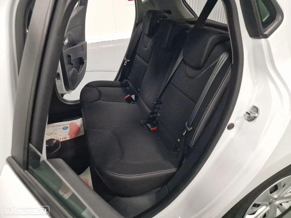 Renault Clio 1.5 dCi Zen - 40