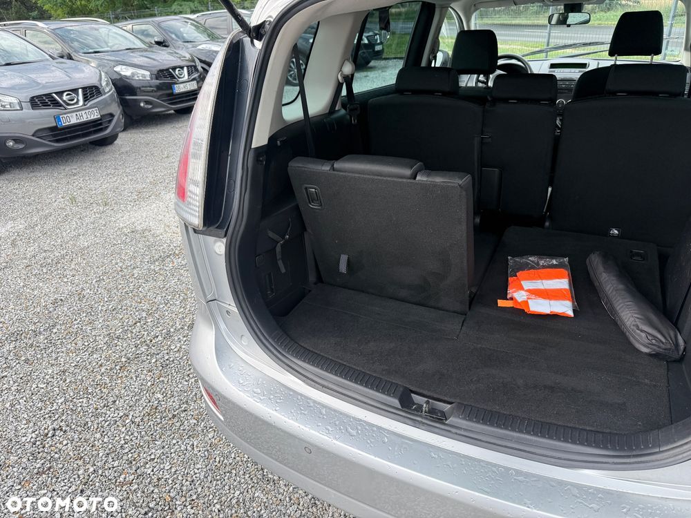 Mazda 5 2.0 Exclusive + - 31