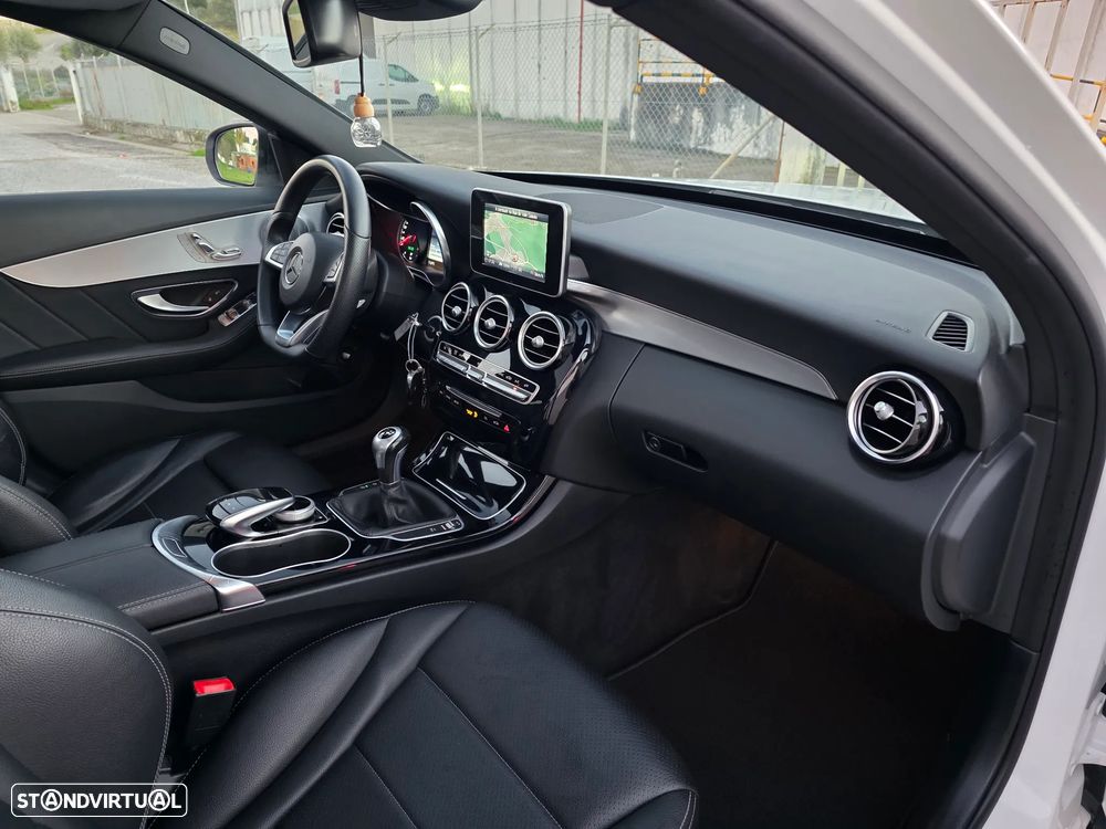 Mercedes-Benz C 220 d AMG Line - 28