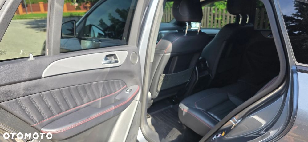 Mercedes-Benz GLE 350 d 4-Matic - 30