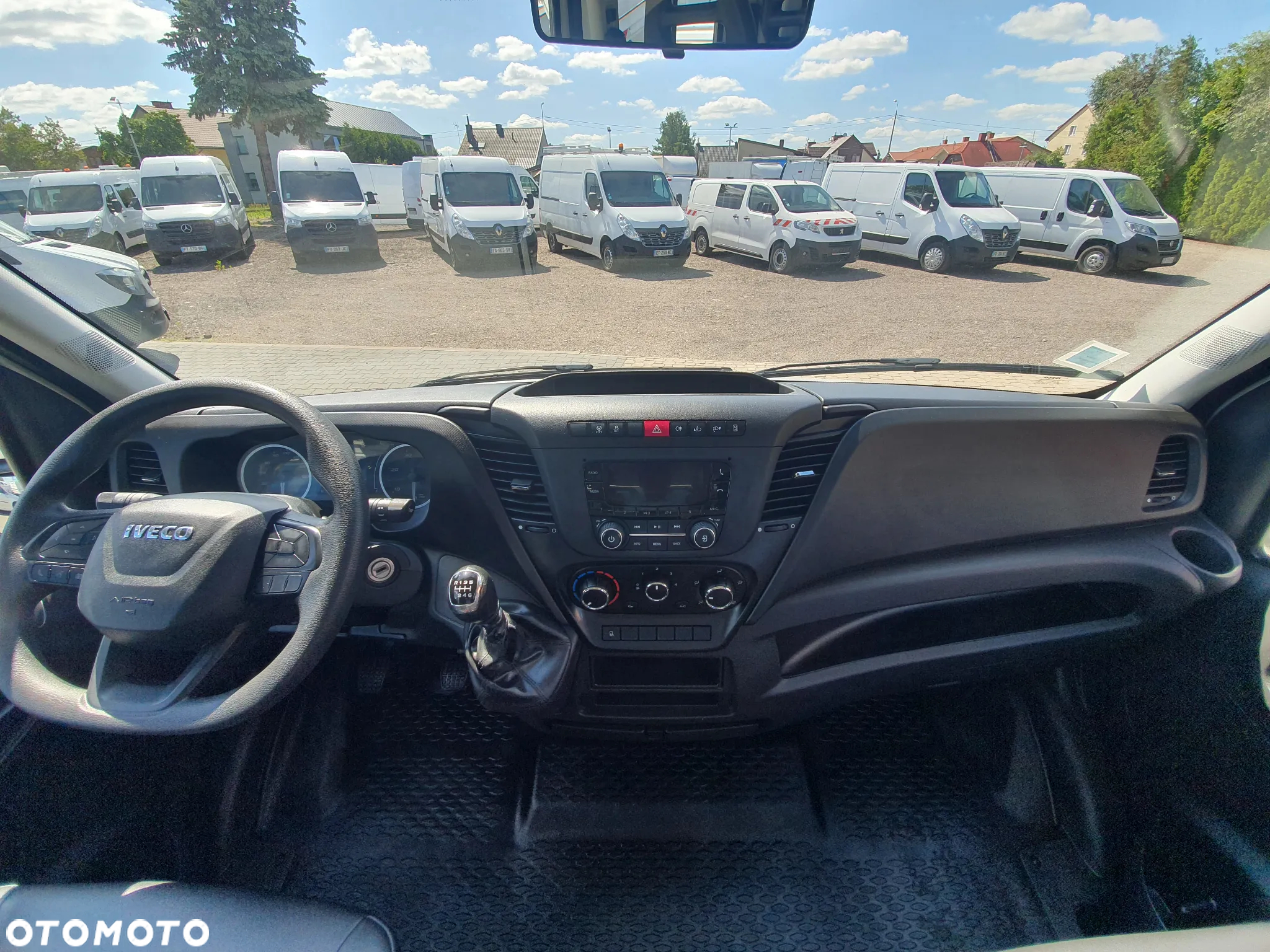 Iveco DAILY 35C16 C 16 - 23