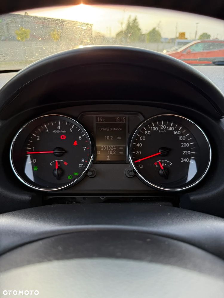 Nissan Qashqai 2.0 4x4 Tekna - 5