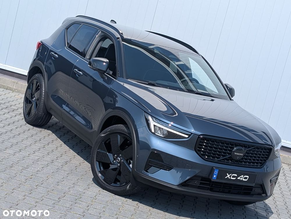 Volvo XC 40 B4 AWD Ultimate Dark - 6