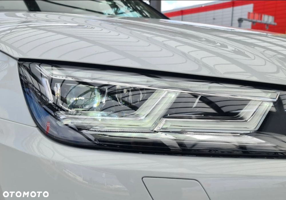 Audi Q5 45 TFSI quattro S tronic design - 5