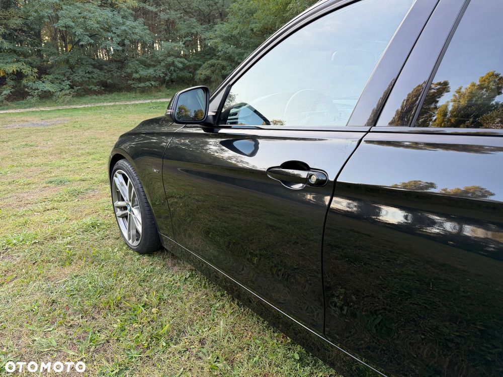 BMW Seria 3 330d xDrive Sport Line - 24
