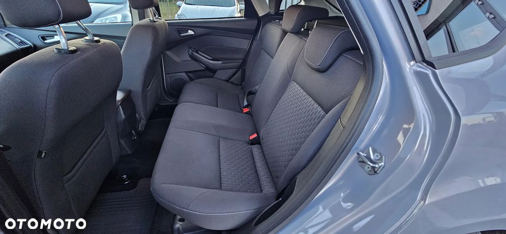 Ford Focus - 15