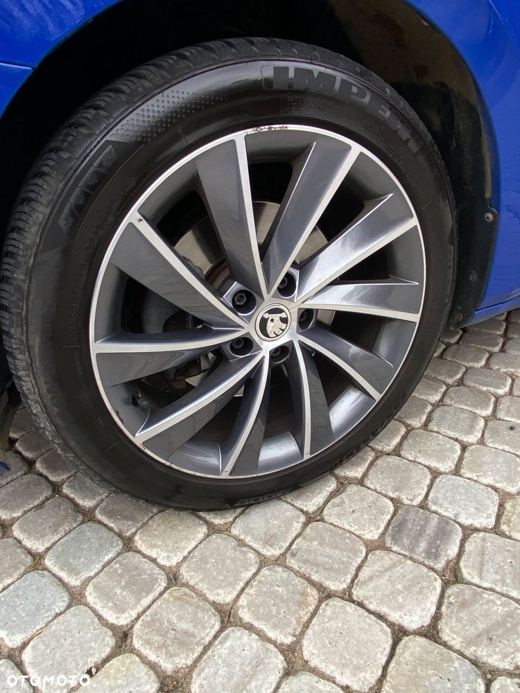 Skoda Superb - 23