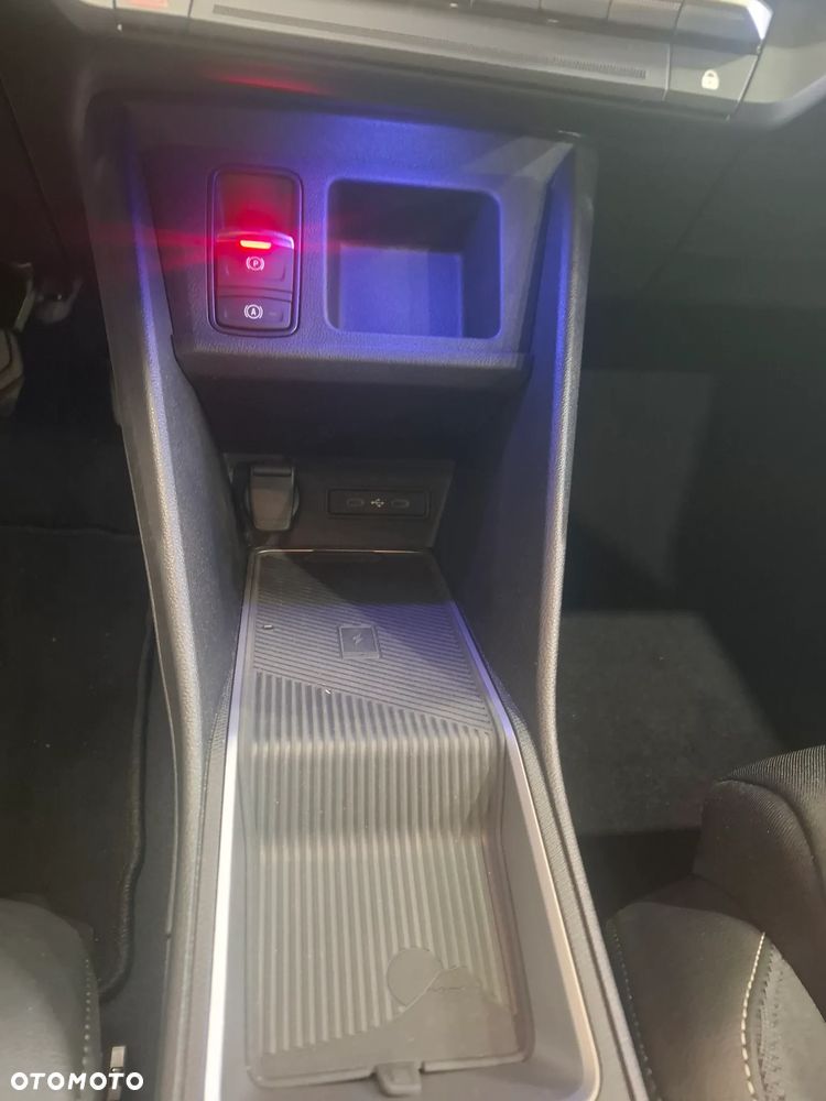 Nissan Micra 40kWh Evolve - 8