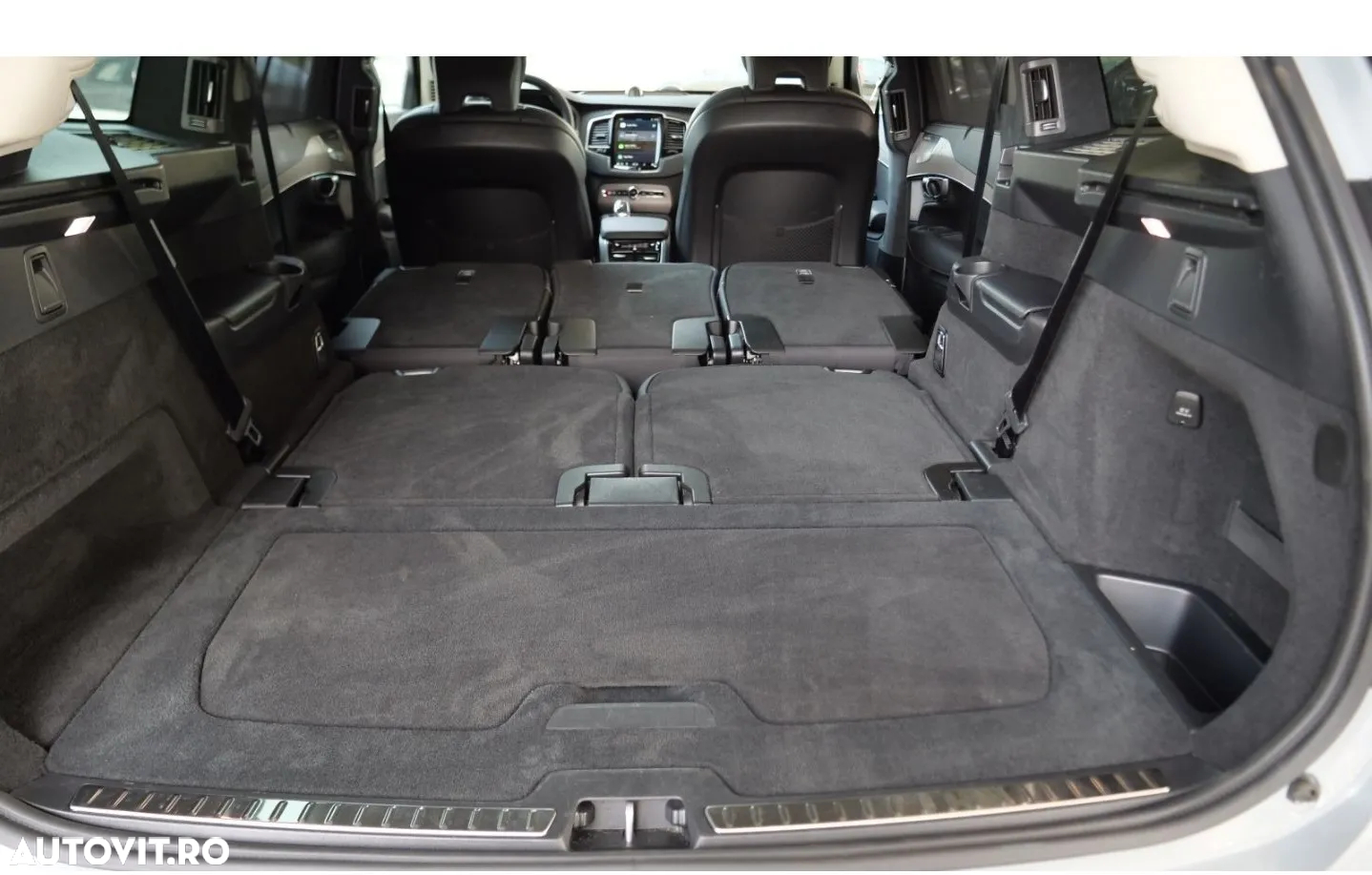 Volvo XC 90 T8 AWD Plug-in Hybrid Ultra Bright - 19