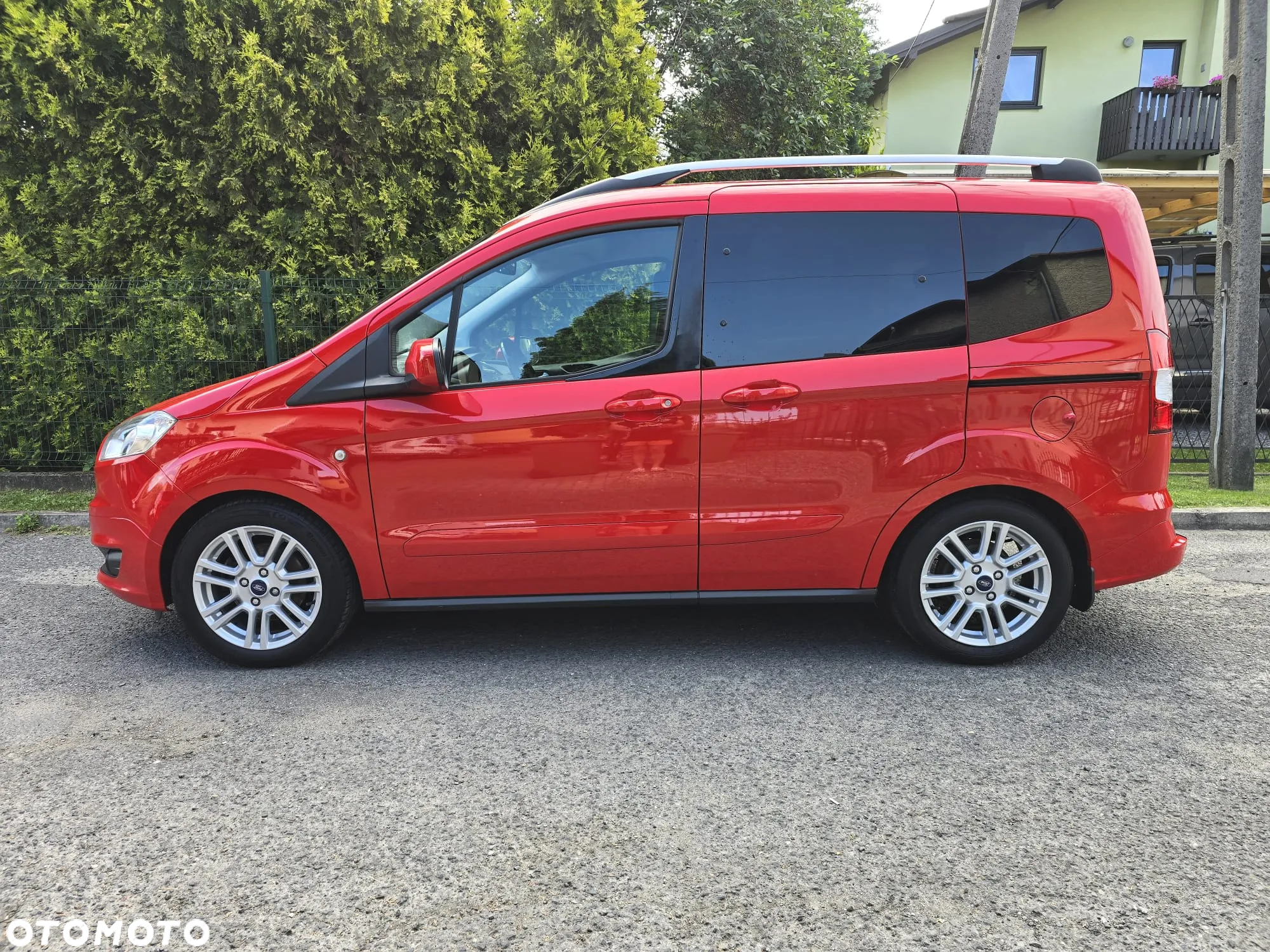 Ford Tourneo Courier 1.0 EcoBoost Titanium - 12