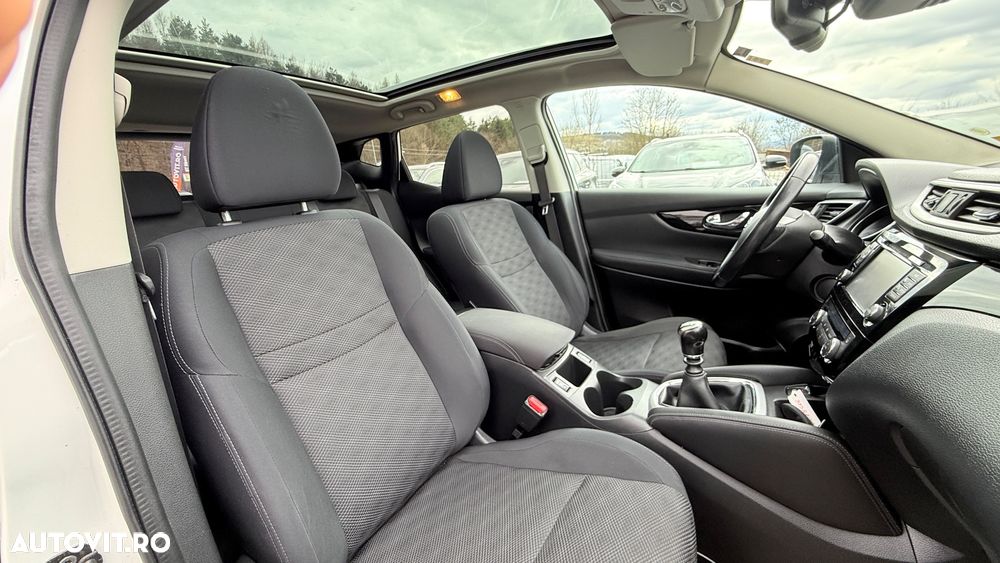 Nissan Qashqai 1.6 DIG-T N-Connecta - 9