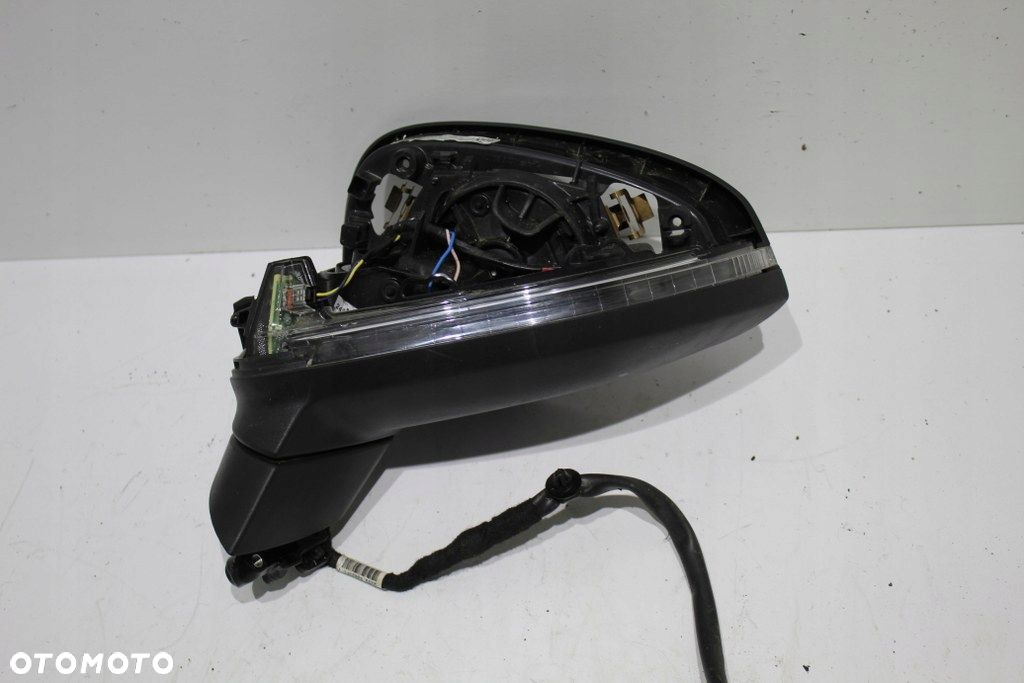 Audi A4 B9 8W1 Lusterko Lewe Kierunkowskaz 10PIN - 2