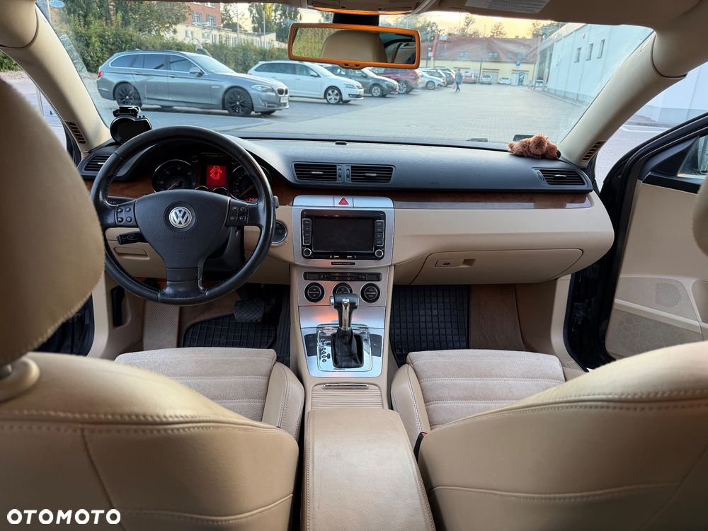 Volkswagen Passat 2.0 TDI Highline DSG - 6