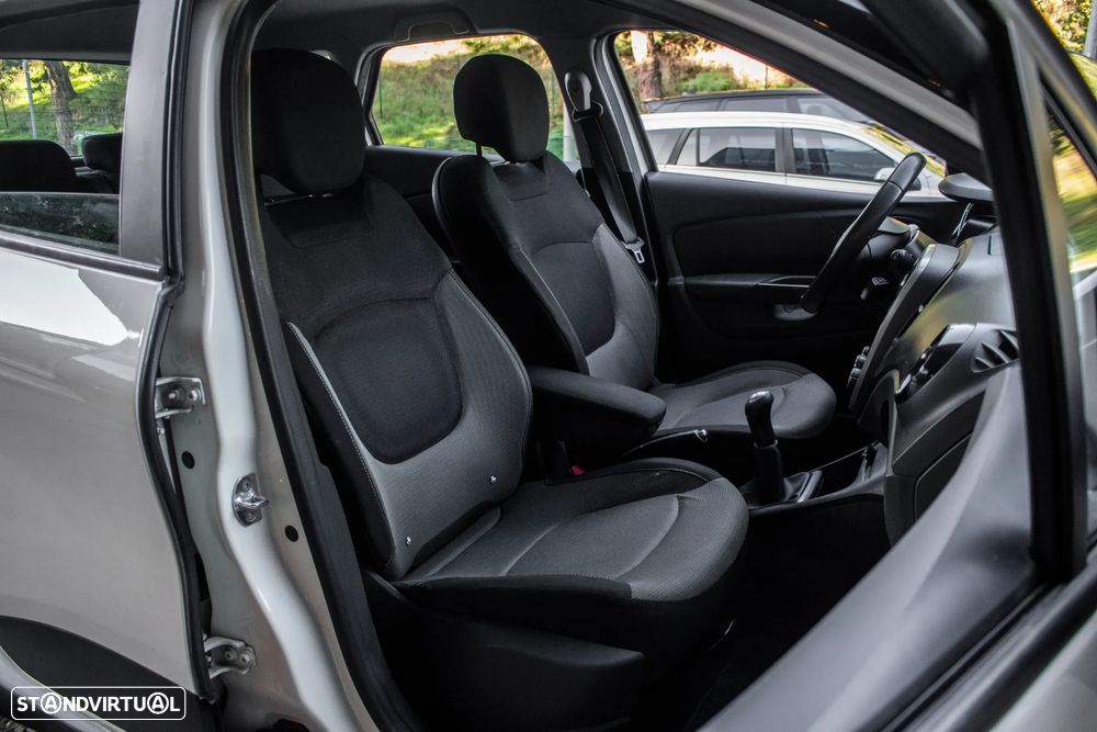 Renault Captur 1.5 dCi Exclusive - 24