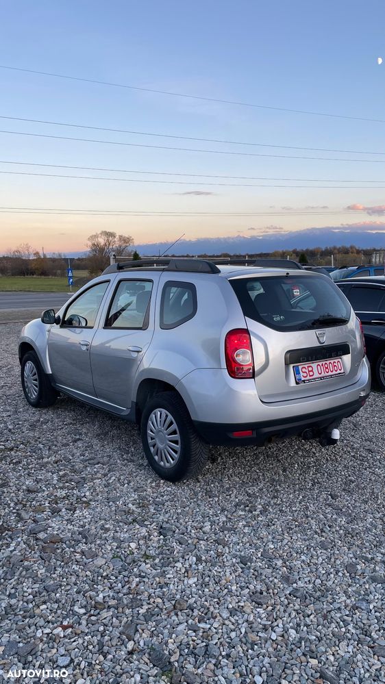 Dacia Duster dCi 110 FAP 4x4 Laureate - 3