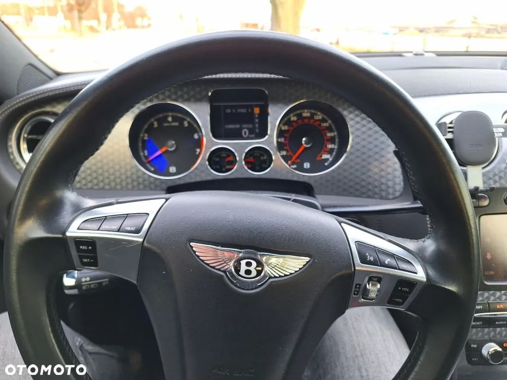 Bentley Continental GT - 29