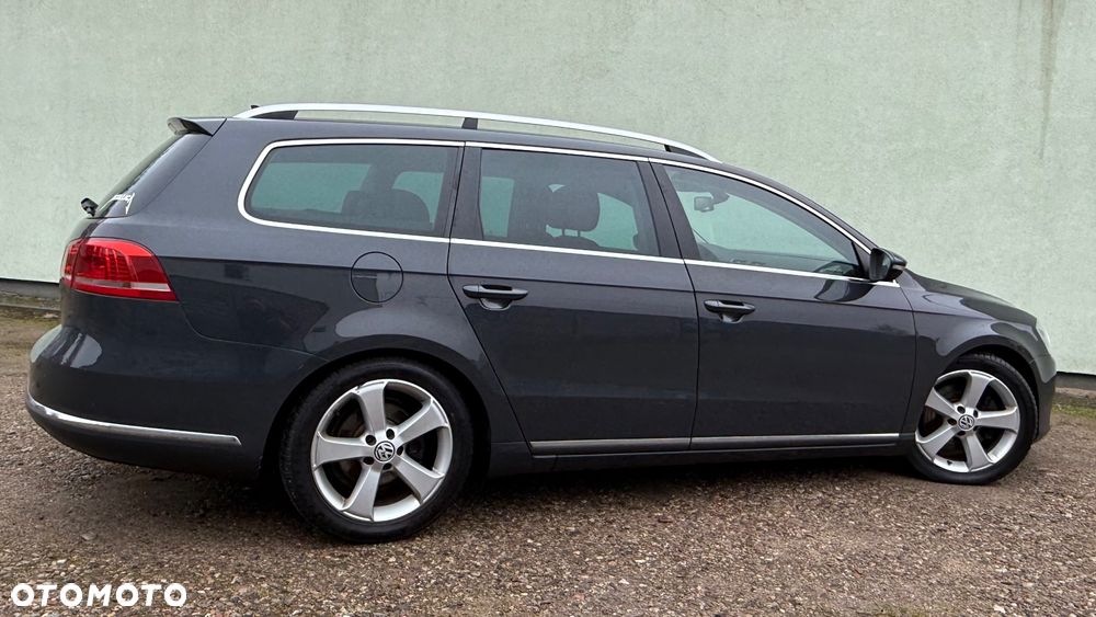 Volkswagen Passat 2.0 TDI BlueMotion Technology Exclusive - 21