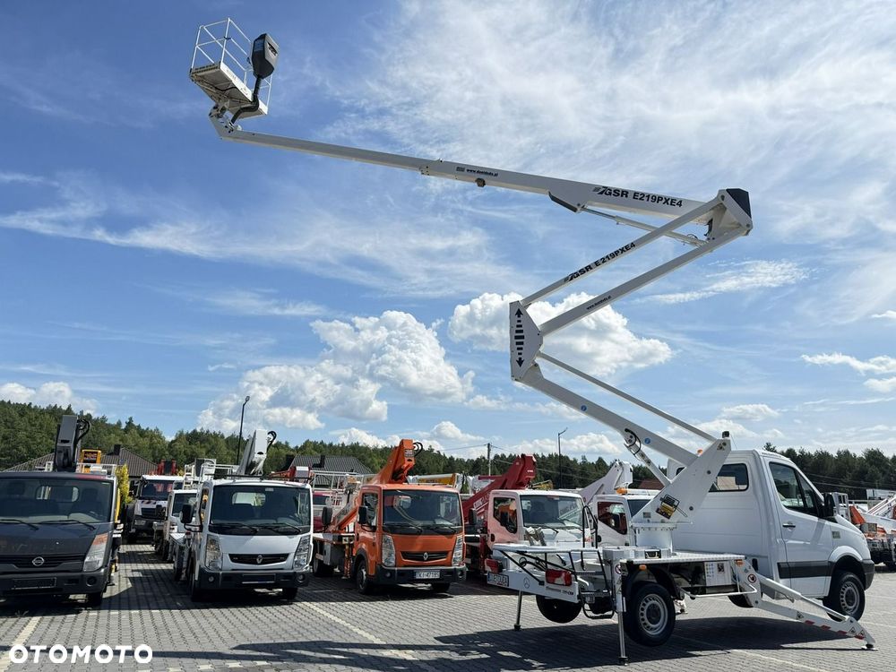 Mercedes-Benz Sprinter - 15