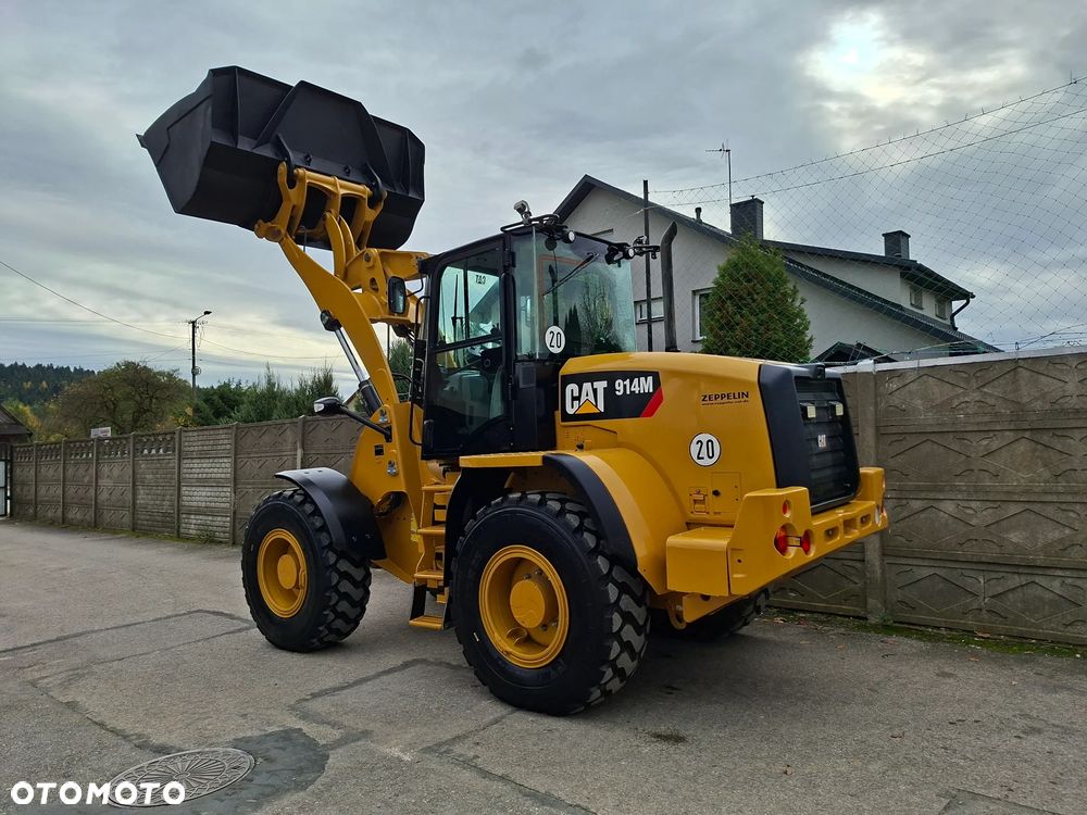 Caterpillar CAT 914 M - 17