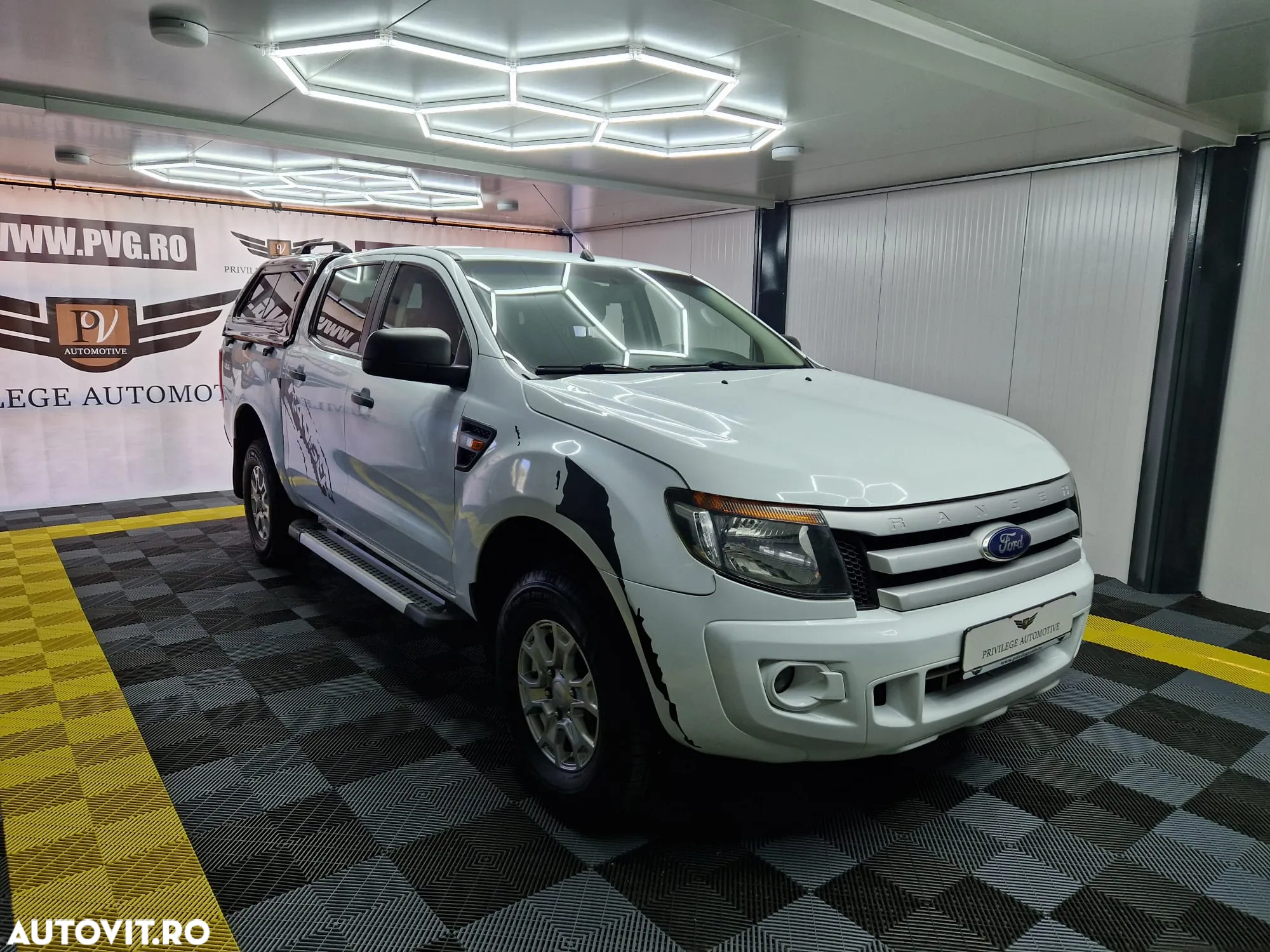 Ford Ranger Pick-Up 4x4 Cabina Dubla XLT - 3