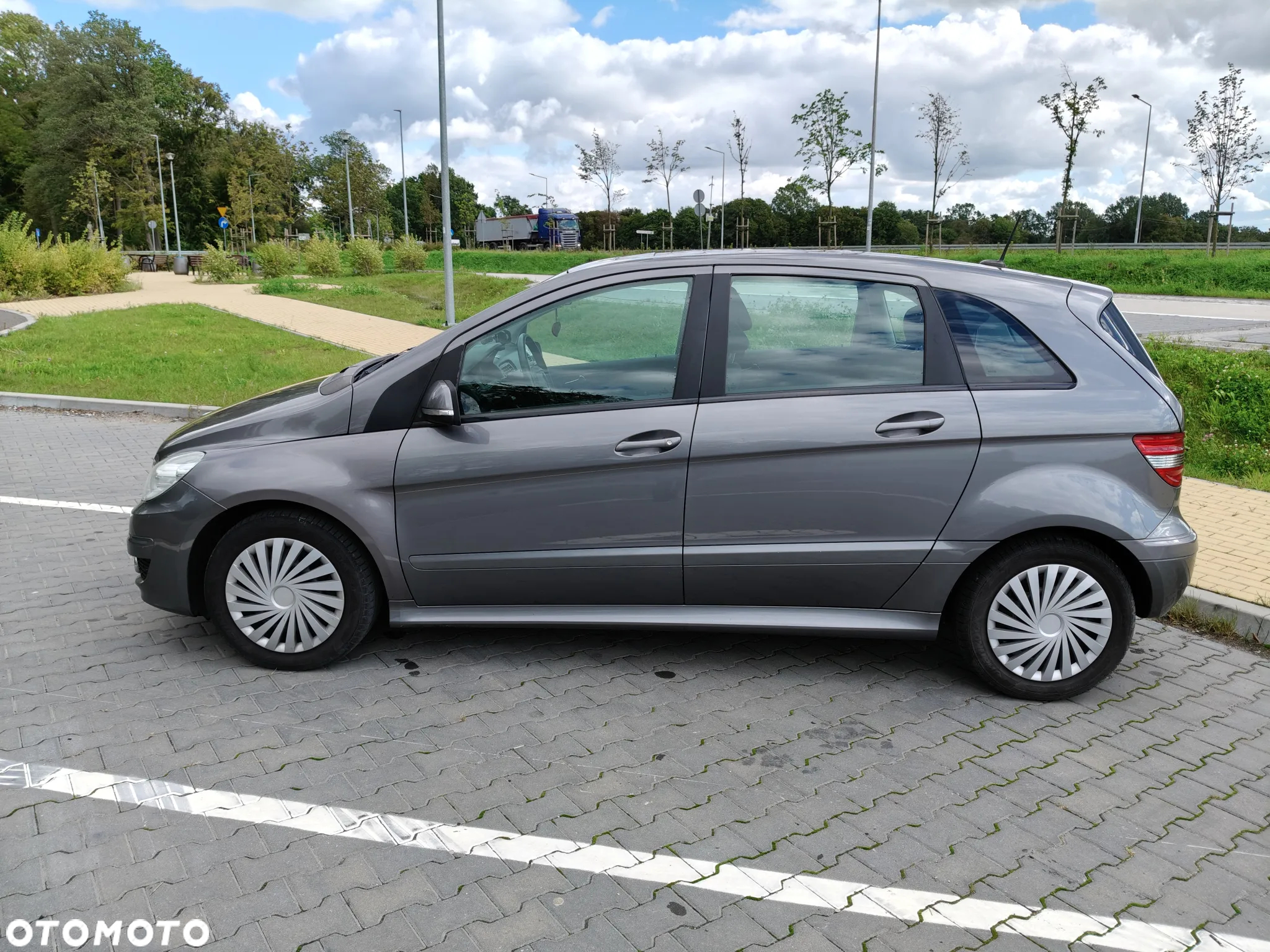 Mercedes-Benz Klasa B 180 CDI - 2