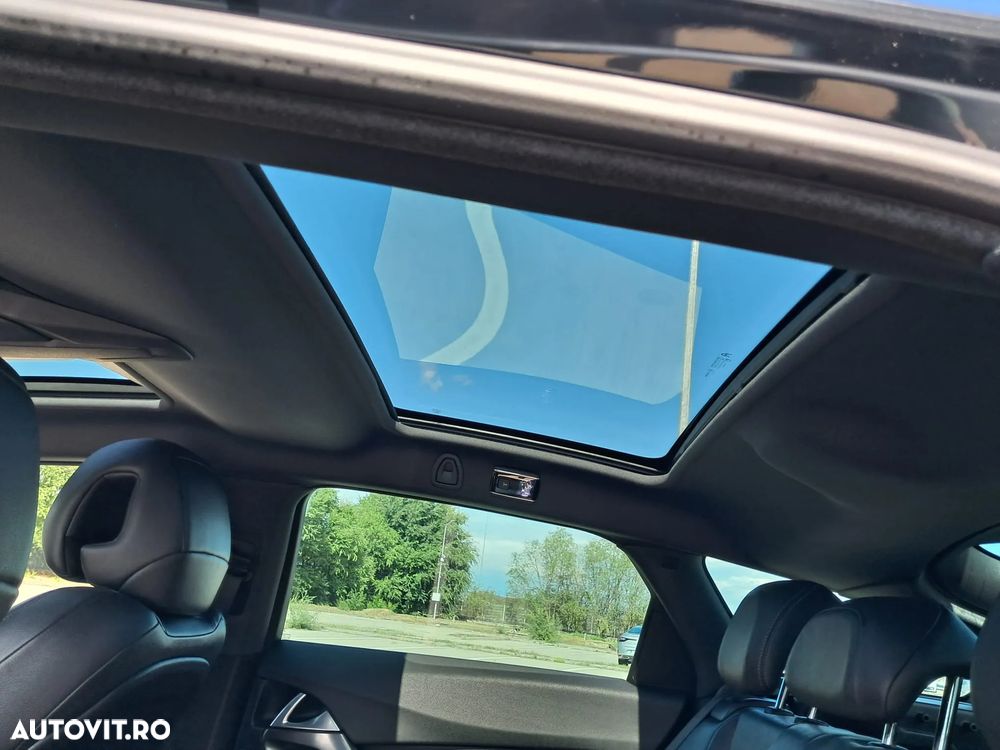Citroën DS5 Hybrid4 EGS6 SoChic - 17