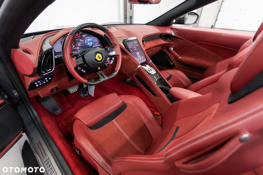 Ferrari Roma Spider - 24