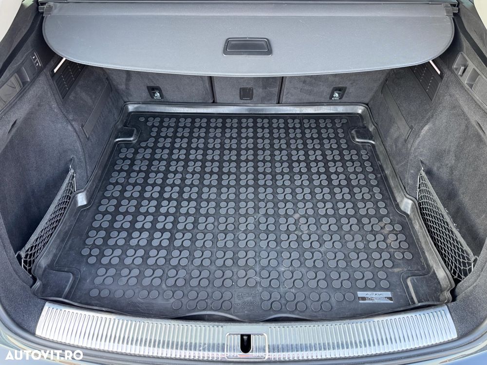 Audi Q5 40 TDI quattro S tronic sport - 32