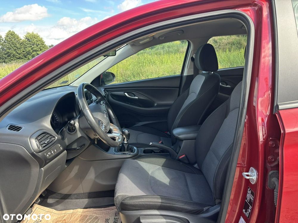 Hyundai i30 - 19