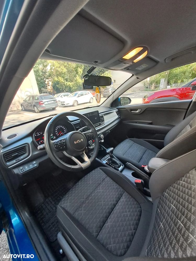 Kia Rio 1.0 T-GDI 7DCT Urban - 10