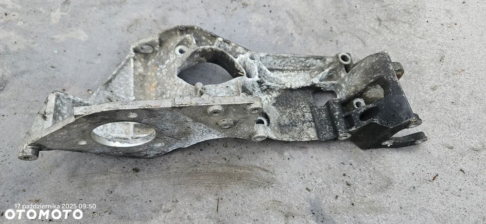 Łapa wspornik alternatora pompy VW Golf 4 IV Audi A3 8L Bora 1,9 TDI 038903143H 038903143A - 8