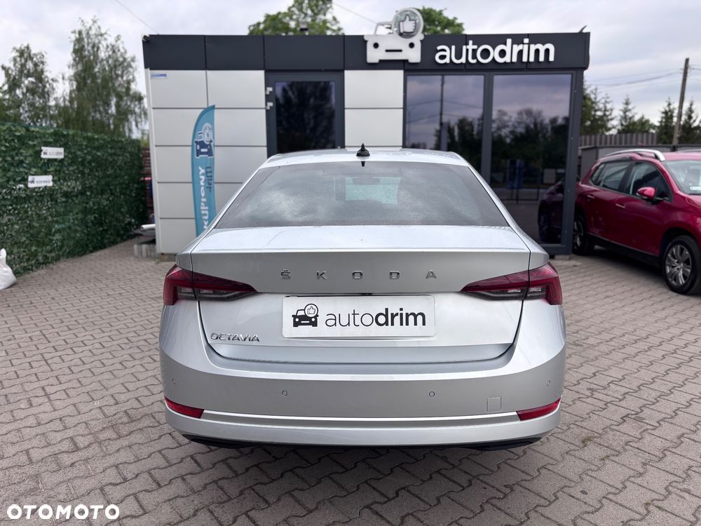 Skoda Octavia 2.0 TDI Style DSG - 13