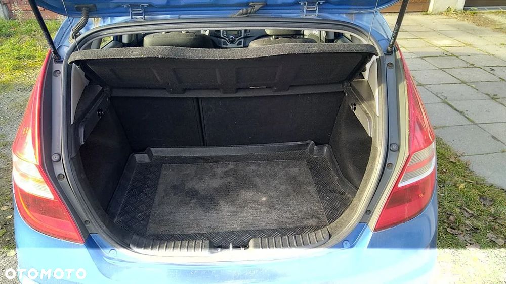 Hyundai i30 1.4 Comfort - 11