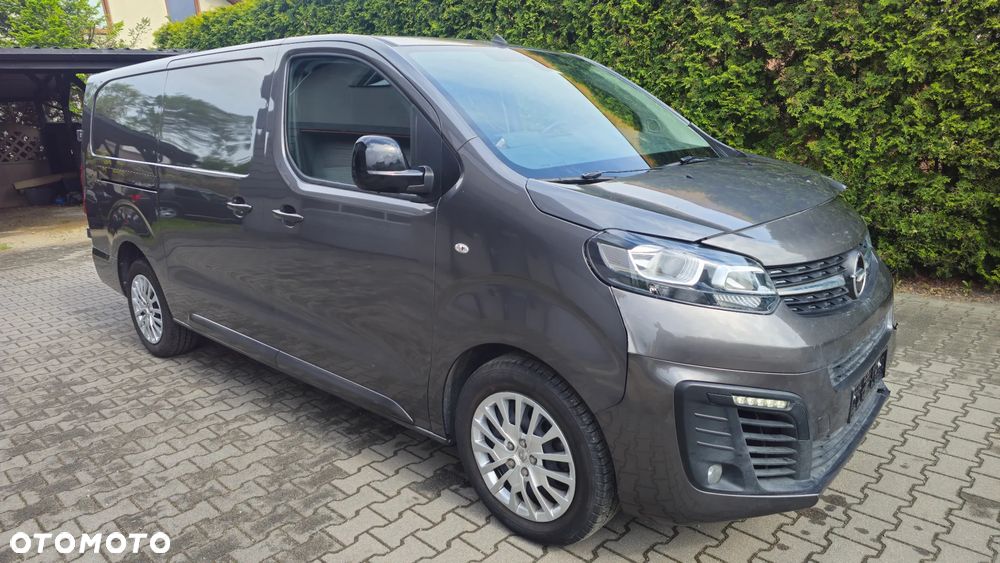 Opel Vivaro - 1