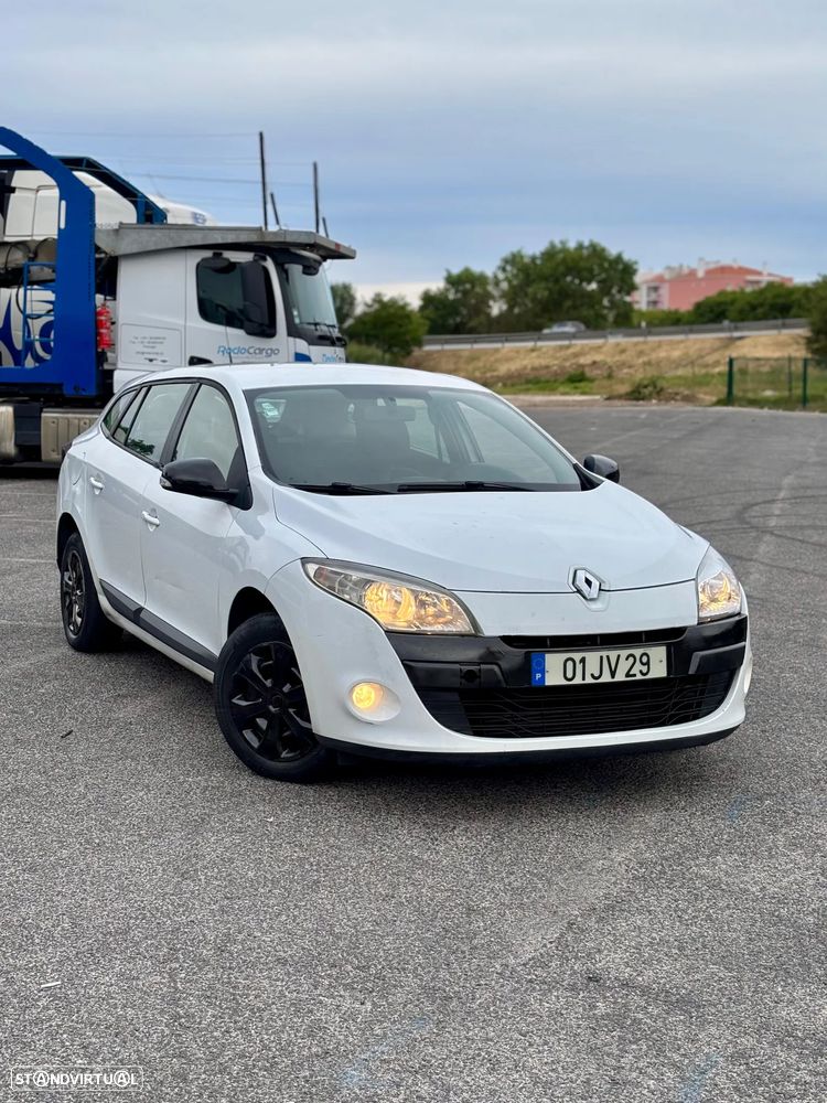 Renault Mégane Sport Tourer 1.5 dCi Dynamique - 1