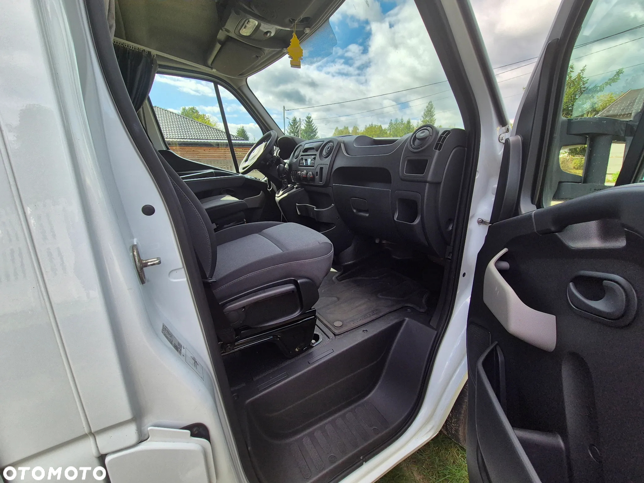 Renault Master - 25