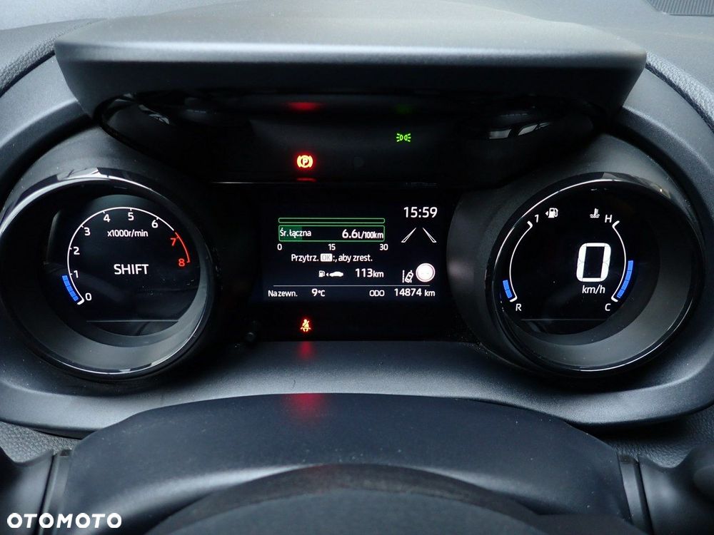 Toyota Yaris - 15