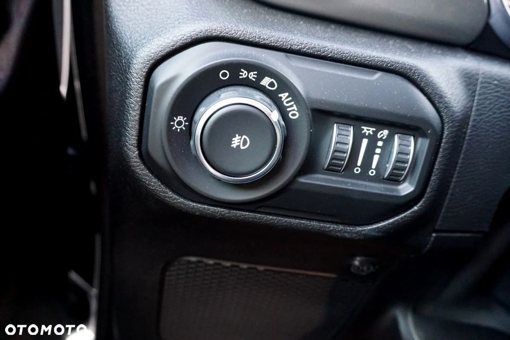 Jeep Wrangler 2.0 T-GDI Hardtop AWD Automatik Sahara - 38