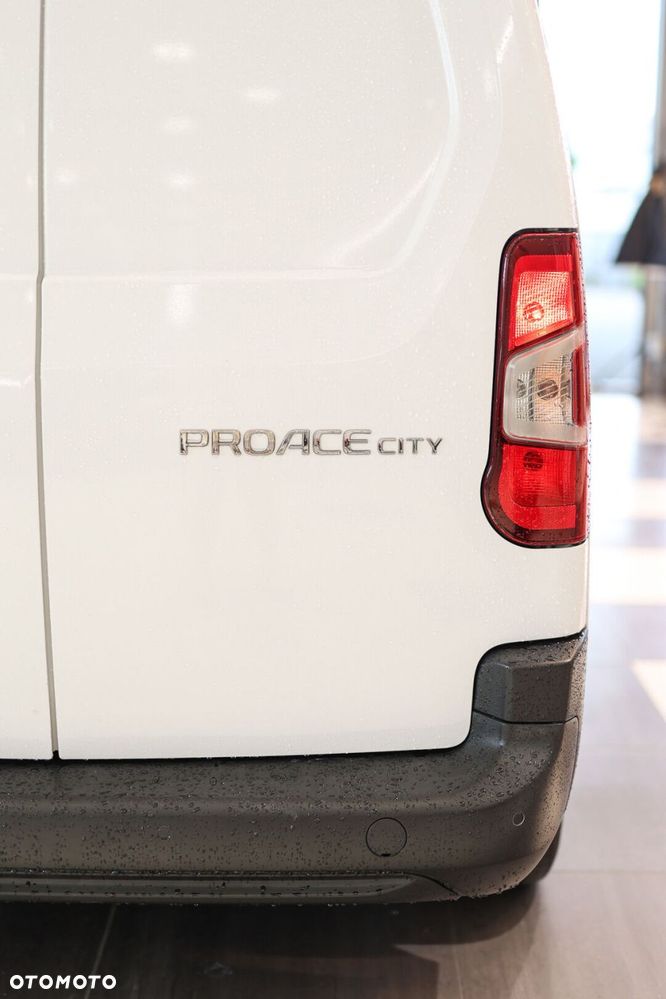 Toyota PROACE CITY - 21