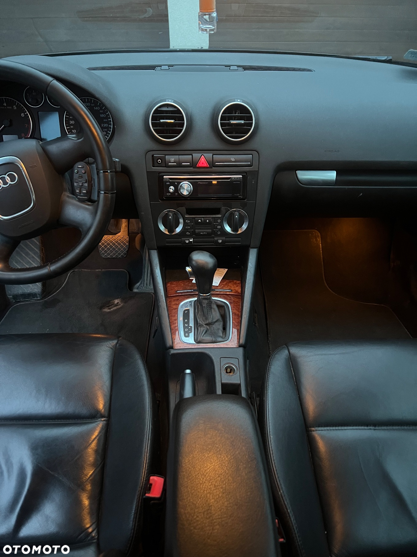 Audi A3 1.6 tiptronic S Line Sportpaket plus - 11