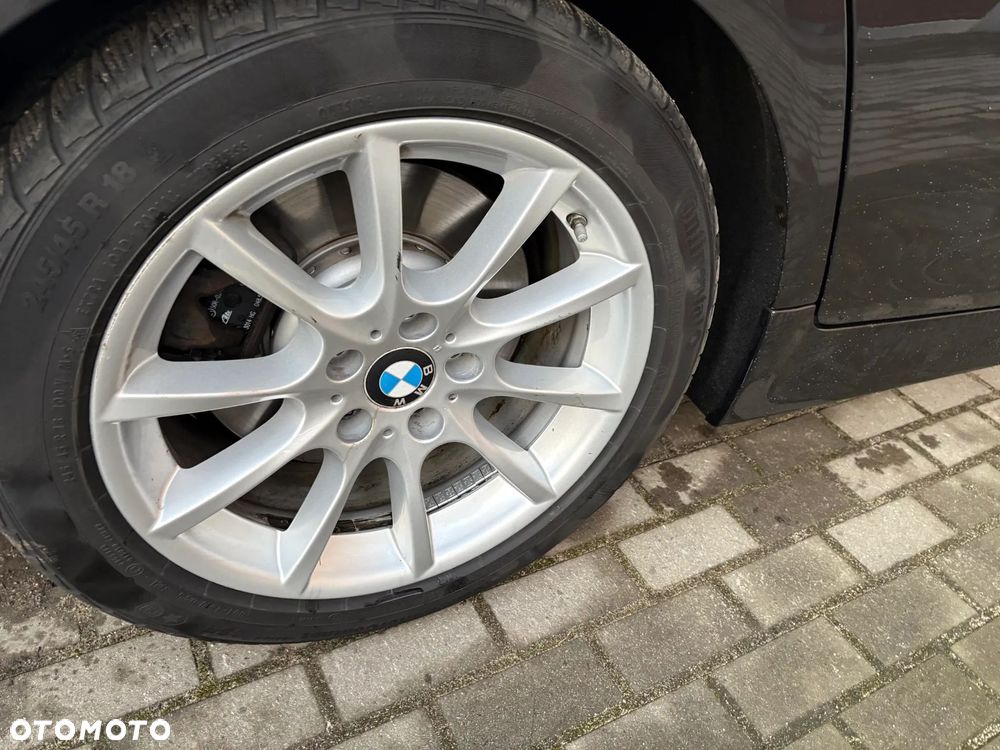 BMW Seria 5 530d xDrive Sport-Aut - 30